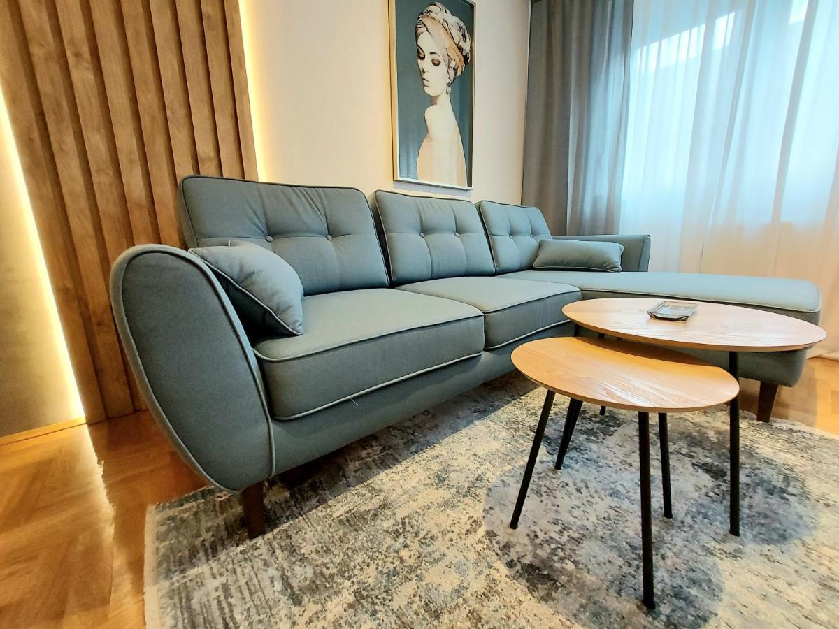Supernova Center - Free Private Parking Apartment