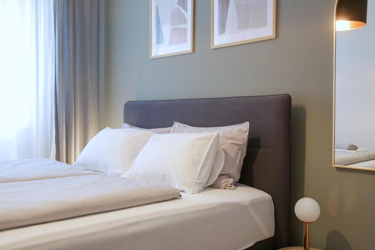 Supernova Center - Free Private Parking * Novi Sad