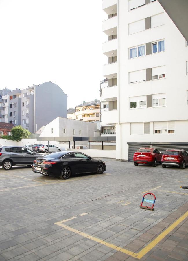 Supernova Center - Free Private Parking Apartment