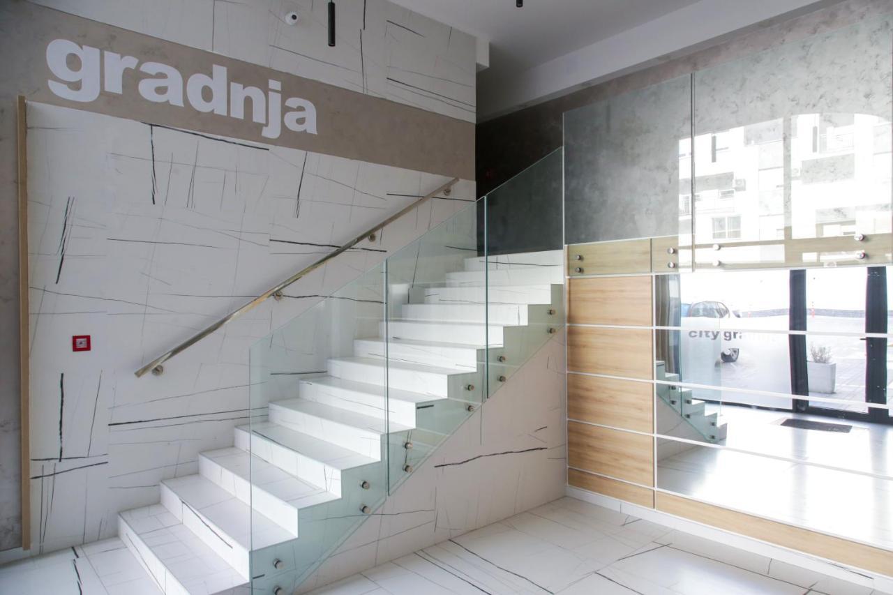 Supernova Center - Free Private Parking Apartment Novi Sad