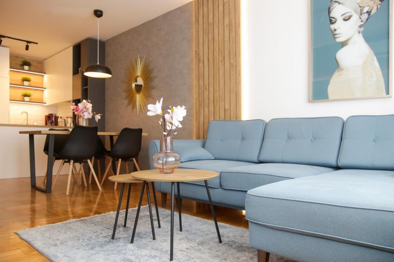 Supernova Center - Free Private Parking * Novi Sad